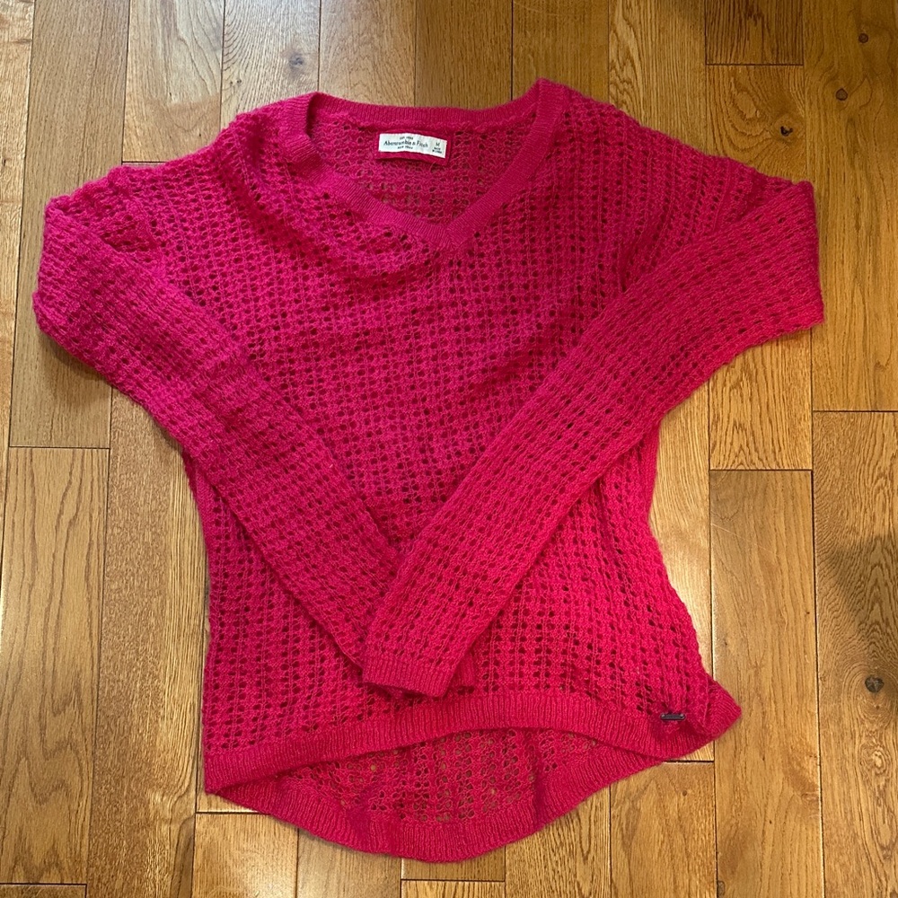 Brand New Abercrombie & Fitch Women's V-Neck Sweater in Vibrant Red